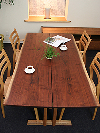 image_book_match_slit_01_200px