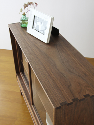 cabinet_0101_06_400px