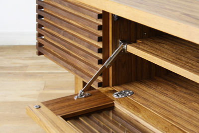 cabinet_0012_08_400px