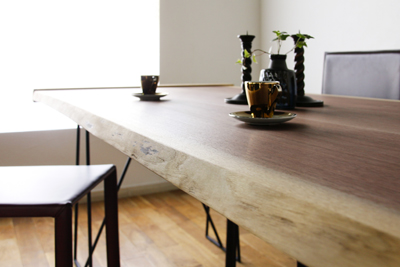table_0369_04_400px
