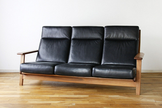 sofa_0061_02_400px-thumbnail2