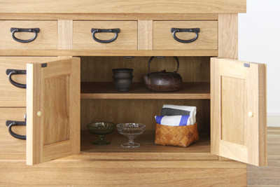 cabinet_0110_11_400px