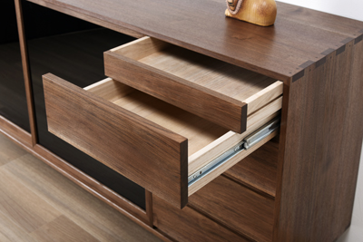 cabinet_0163_08_400px