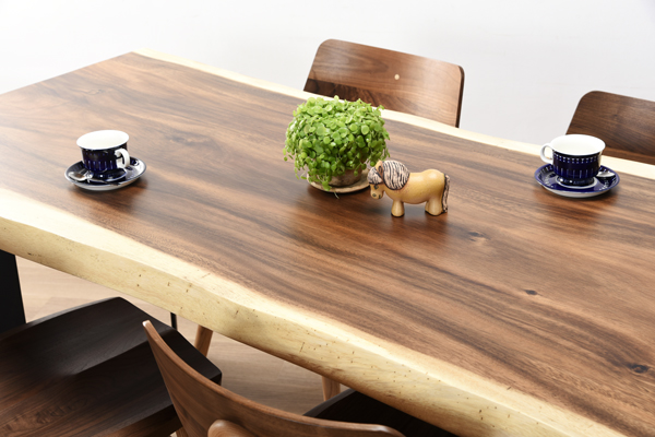 table_0563_01_600px